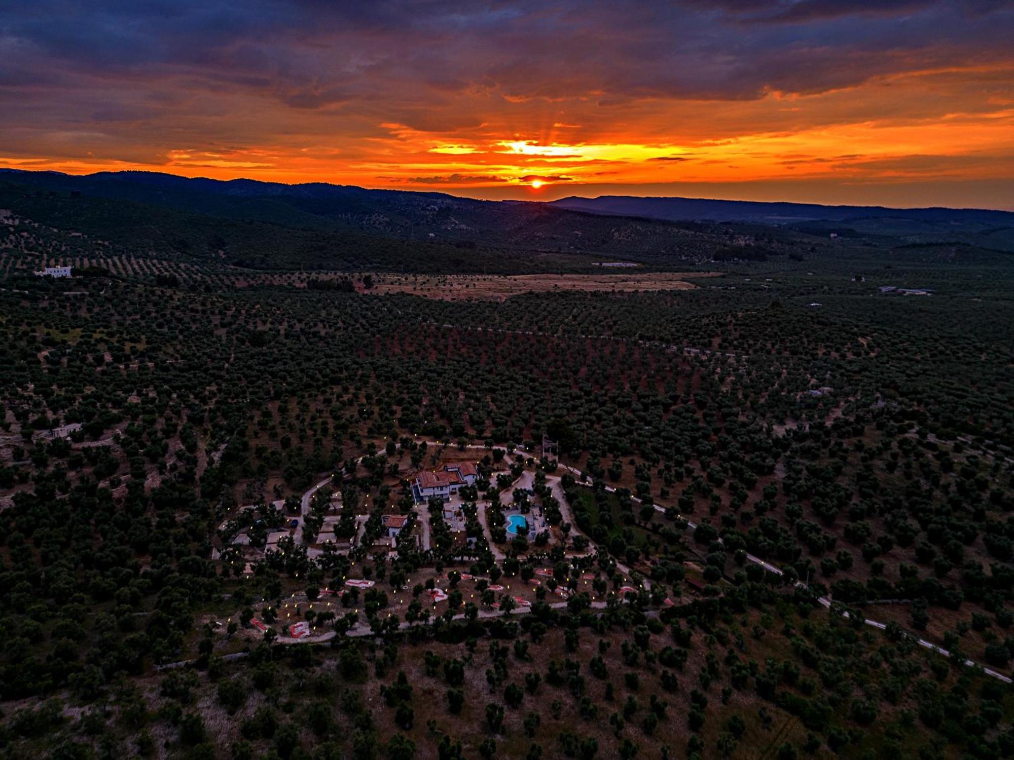 ויאסטה Agricampeggio - Solo Piazzole Vuote - Agriturismo Passione Natura מראה חיצוני תמונה